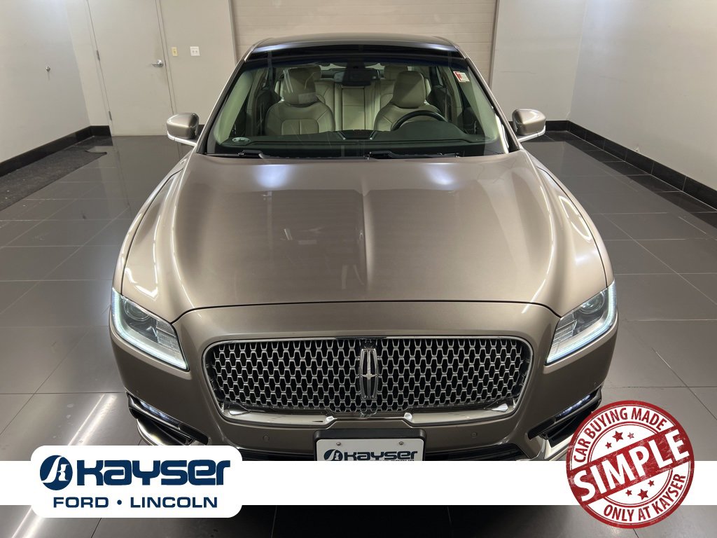 Used 2019 Lincoln Continental Select w/ Continental Climate Package image 2