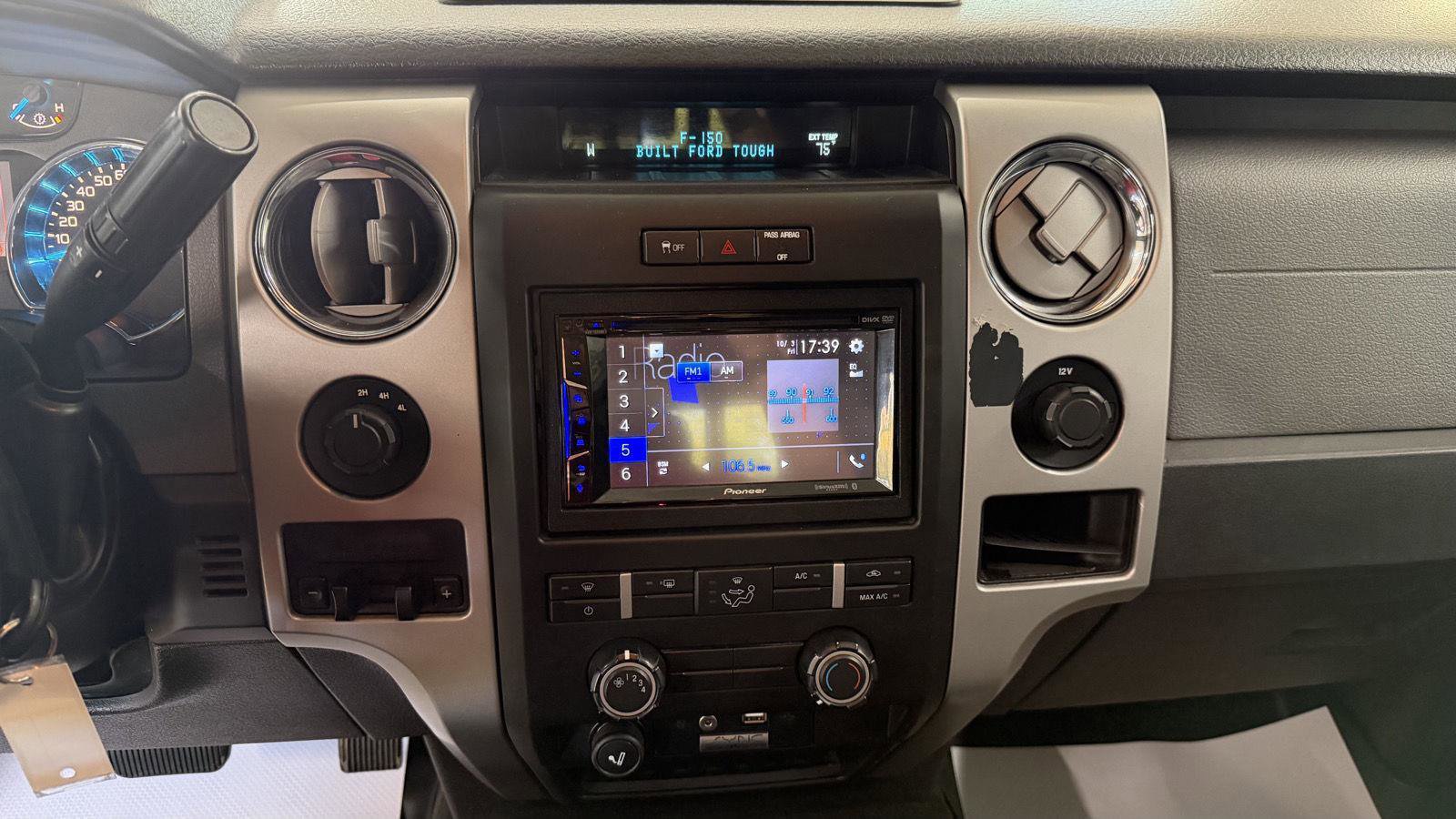 Used 2011 Ford F150 XLT w/ XLT Chrome Pkg image 13