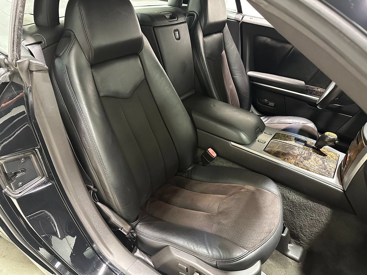 Used 2009 Cadillac XLR V RWD image 18