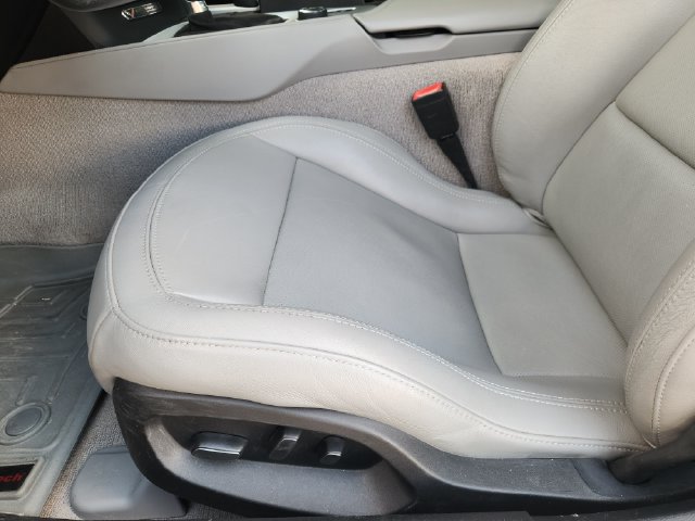 Used 2019 Chevrolet Corvette Stingray Convertible w/ 3LT Preferred Equipment Group RWD image 24