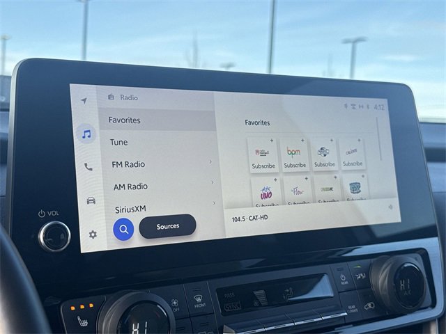 Used 2024 Toyota Grand Highlander XLE image 16