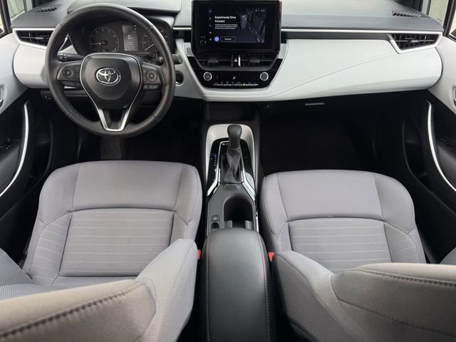 Used 2025 Toyota Corolla SE image 11
