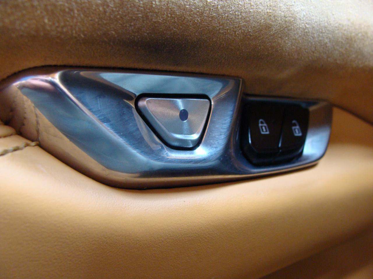 Used 2020 Chevrolet Corvette Stingray Premium Conv w/ 3LT Preferred Equipment Group RWD image 24