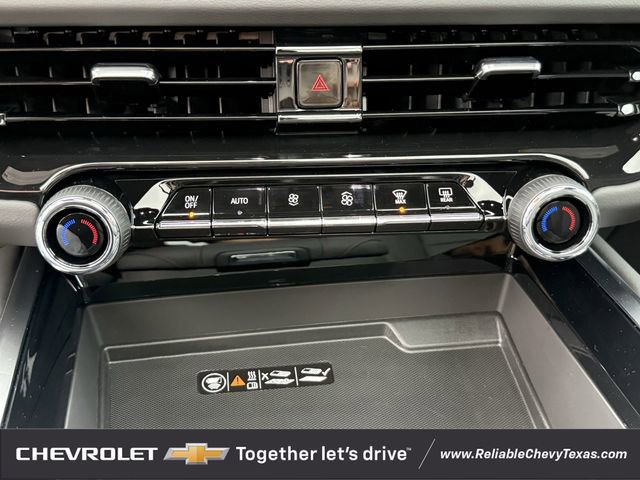 New 2025 Chevrolet Suburban Premier AWD/4WD image 19