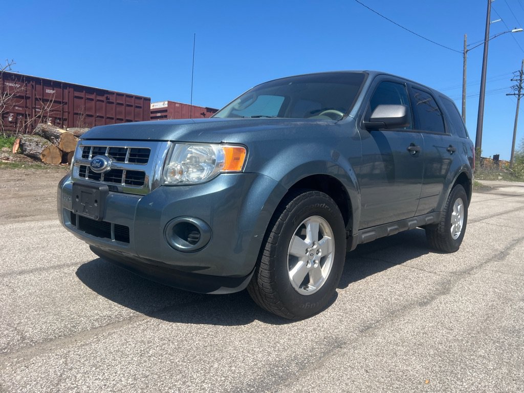 Used 2011 Ford Escape XLS w/ 101A Rapid Spec Order Code AWD/4WD image 3
