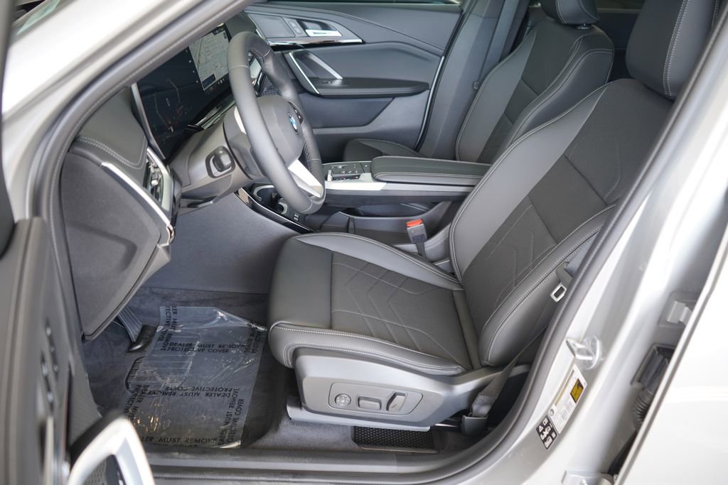 Used 2025 BMW X1 xDrive28i w/ Convenience Package image 10