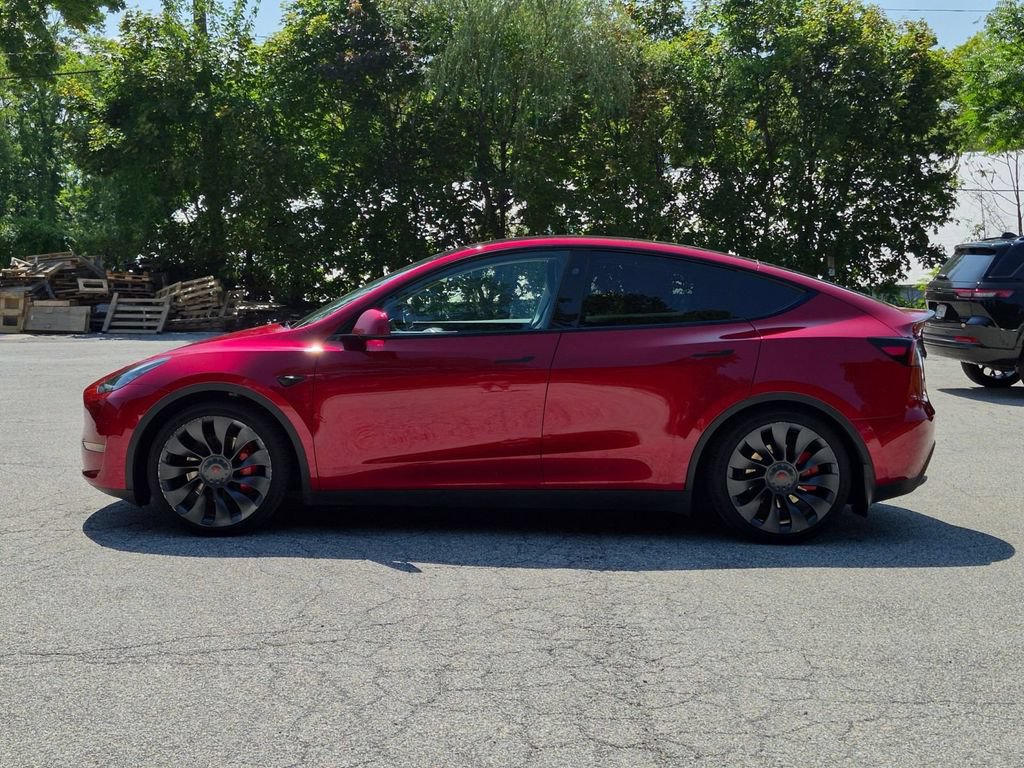 Used 2024 Tesla Model Y Performance AWD/4WD image 9