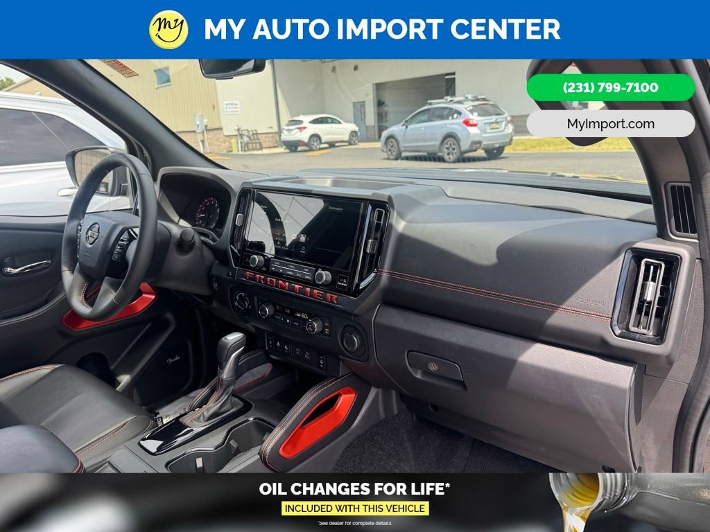 Used 2025 Nissan Frontier PRO-4X w/ Pro Premium Package AWD/4WD image 30