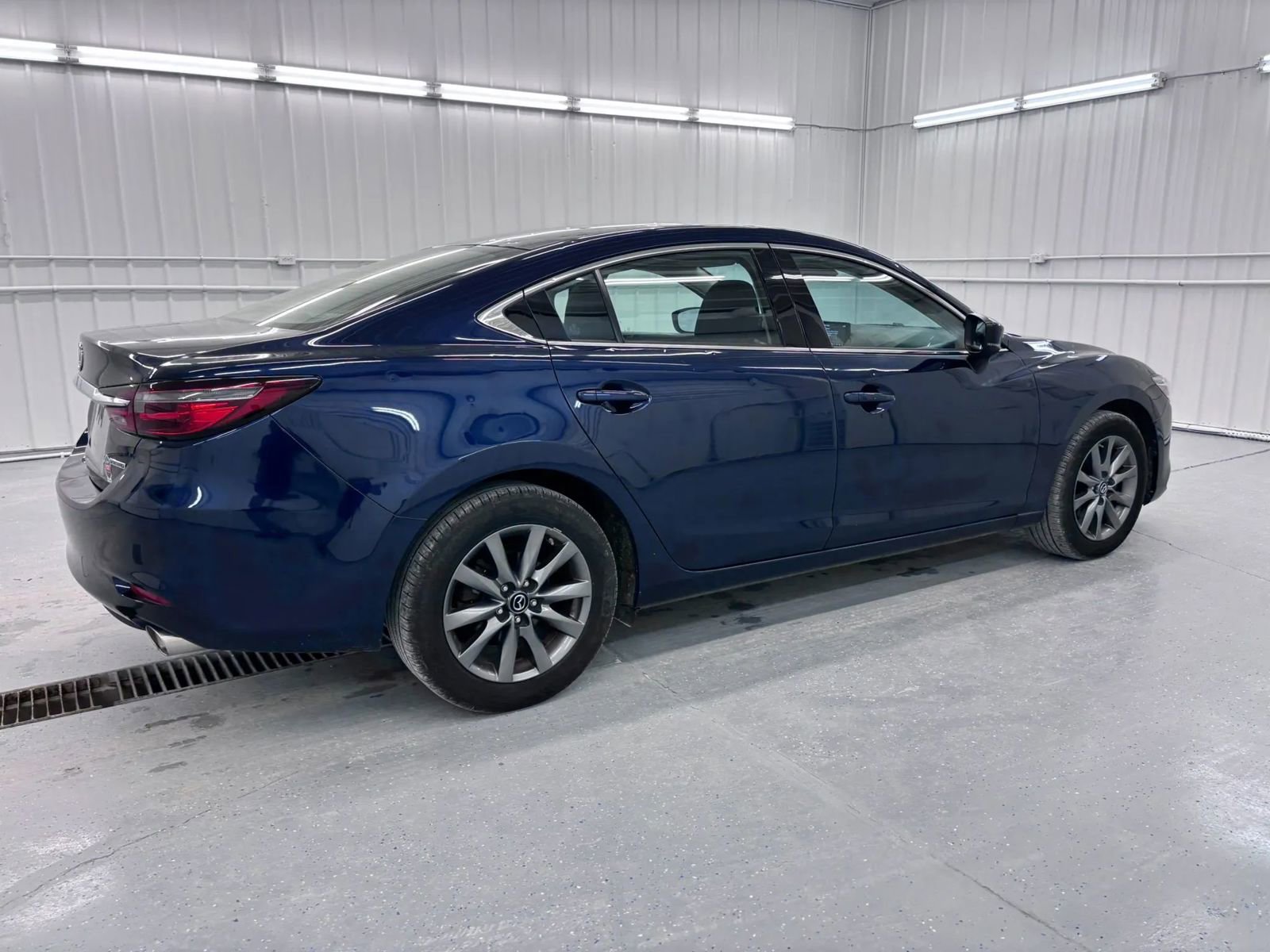 Used 2020 MAZDA MAZDA6 Sport FWD image 3