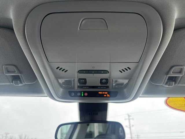 Certified 2022 GMC Terrain SLT w/ Infotainment Package II image 28