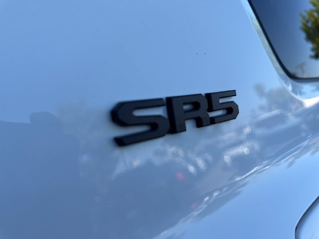 Used 2025 Toyota 4Runner SR5 AWD/4WD image 30
