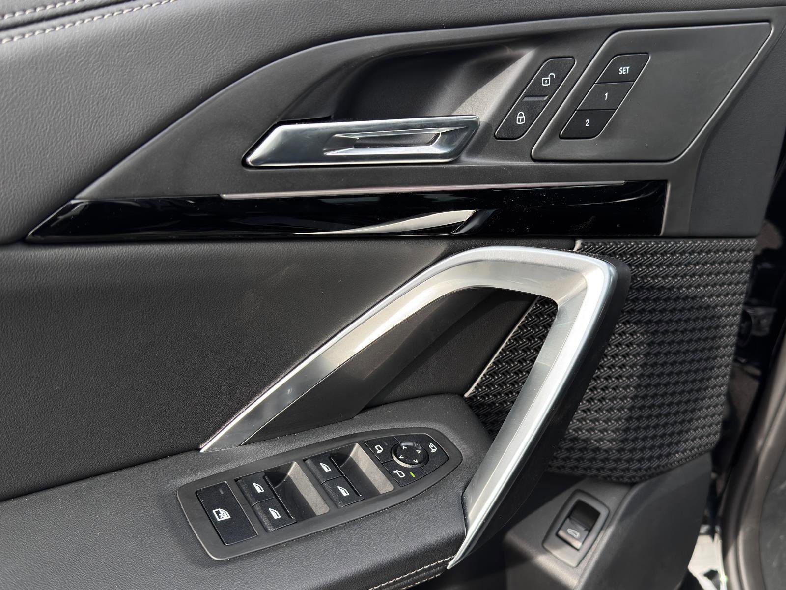 Used 2024 BMW X1 xDrive28i w/ Convenience Package image 15