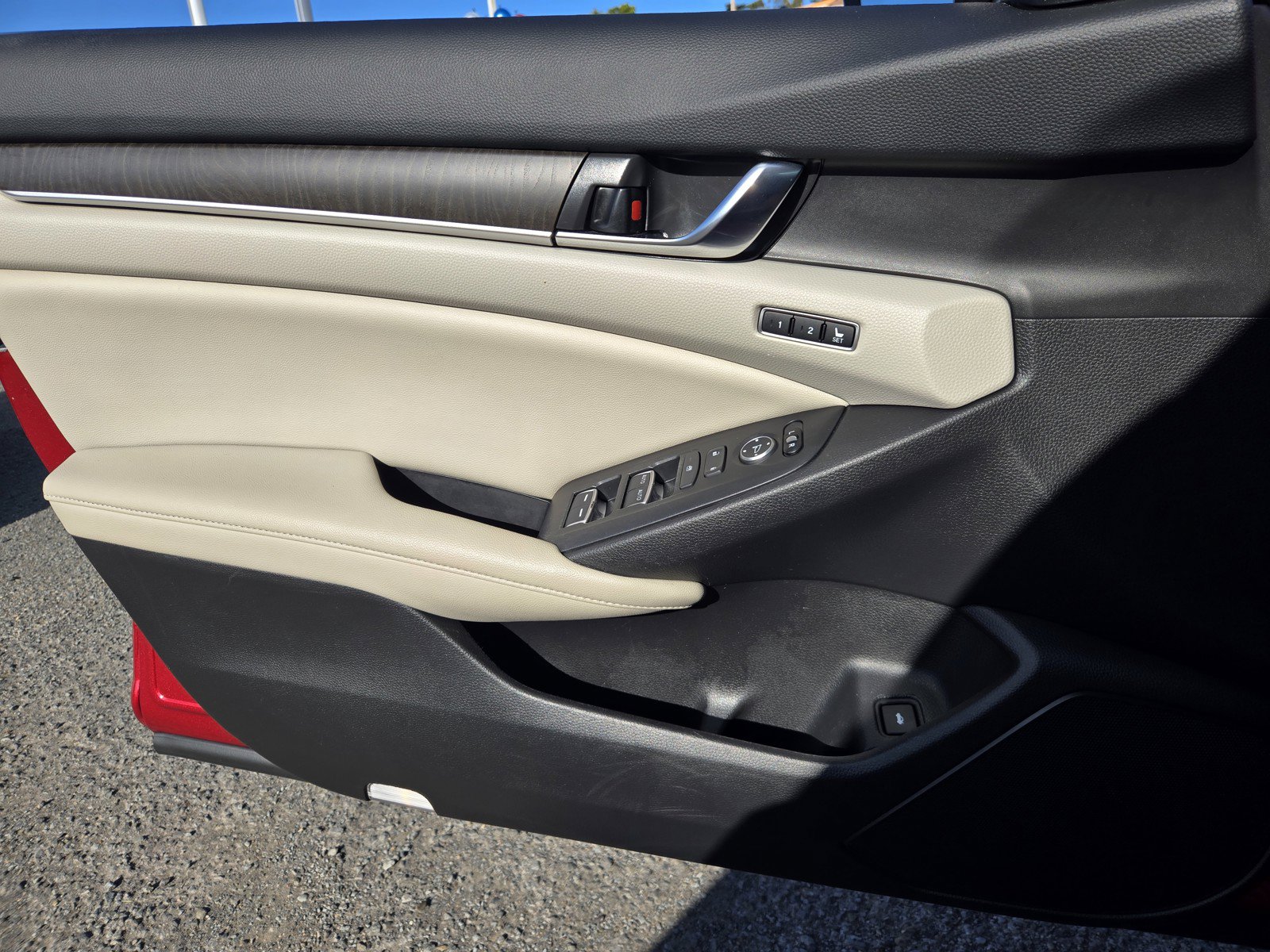 Used 2022 Honda Accord Touring image 26
