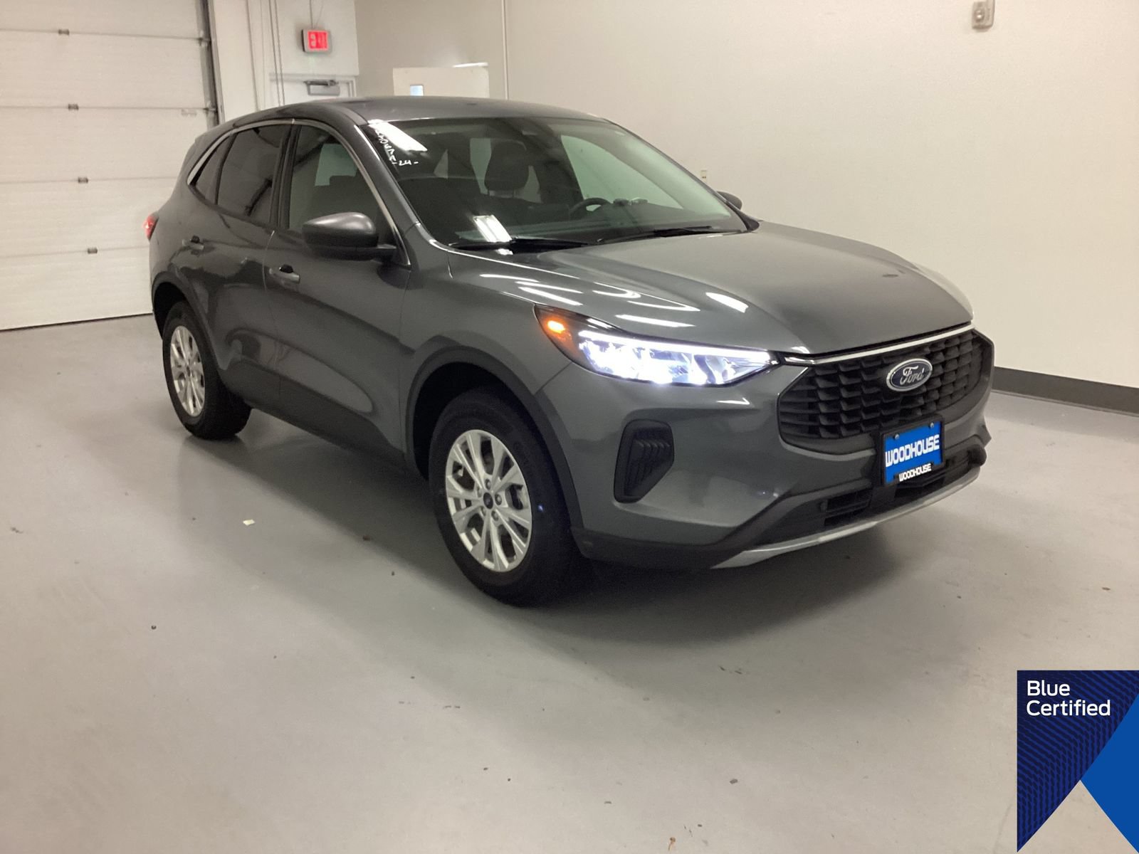 Certified 2024 Ford Escape Active AWD/4WD image 2