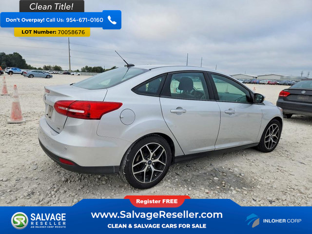 Used 2017 Ford Focus SEL FWD image 4