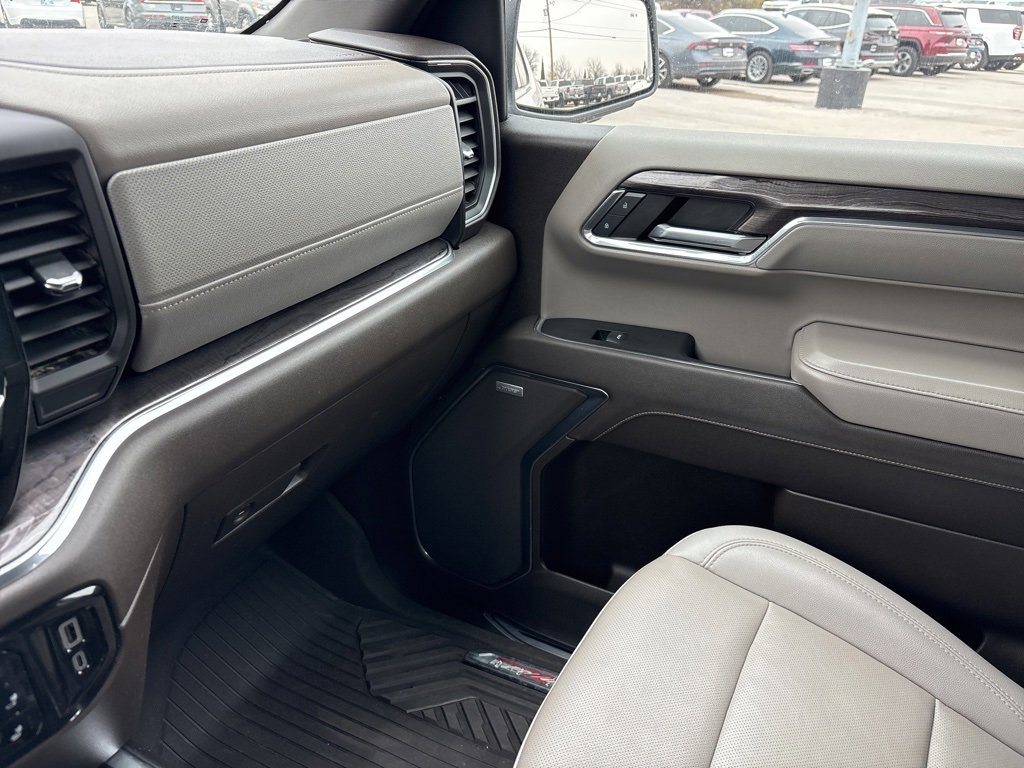 Used 2024 Chevrolet Silverado 1500 LTZ image 19