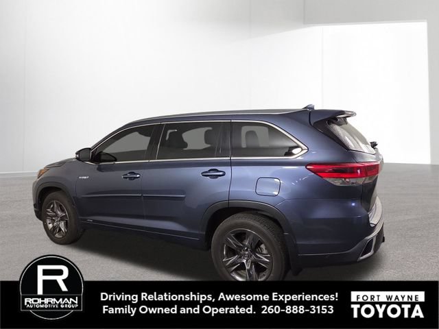 Used 2018 Toyota Highlander Limited Platinum AWD/4WD image 10