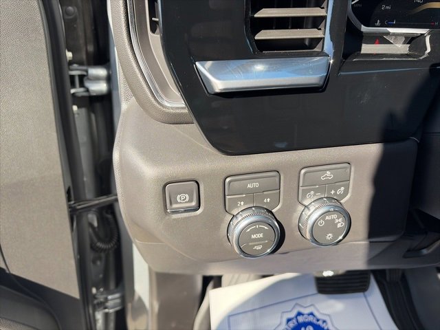 New 2026 GMC Sierra 1500 SLE w/ Preferred Package image 19