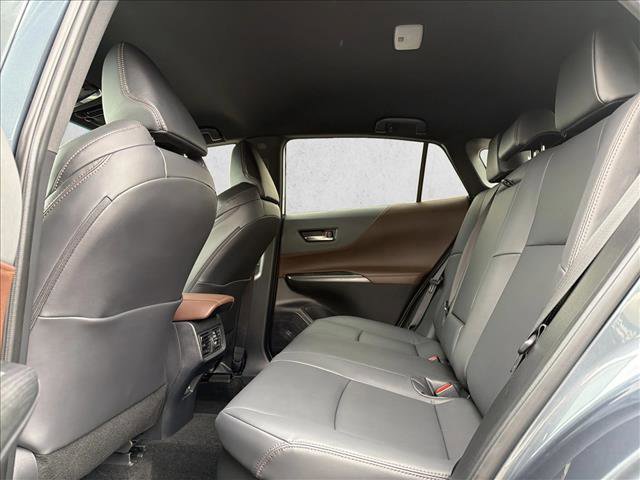 Certified 2024 Toyota Venza XLE image 22