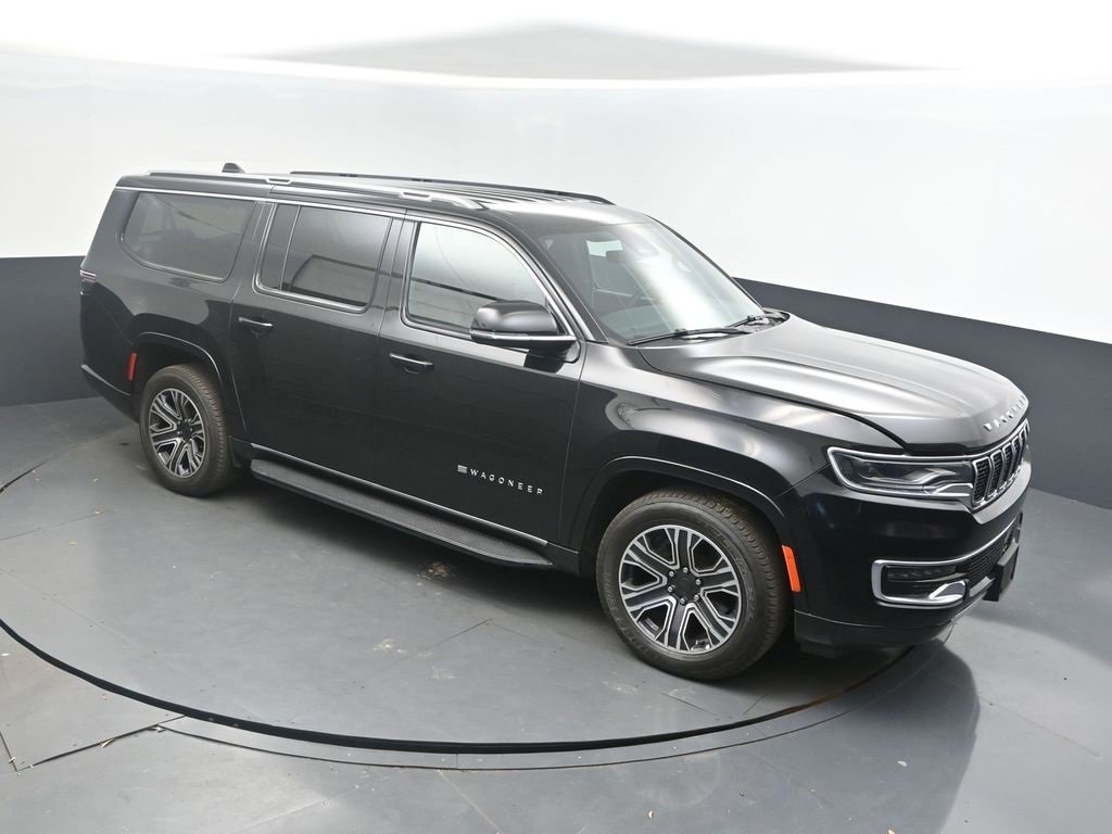 Used 2024 Jeep Wagoneer L Series II w/ Flexible Seating Group image 38