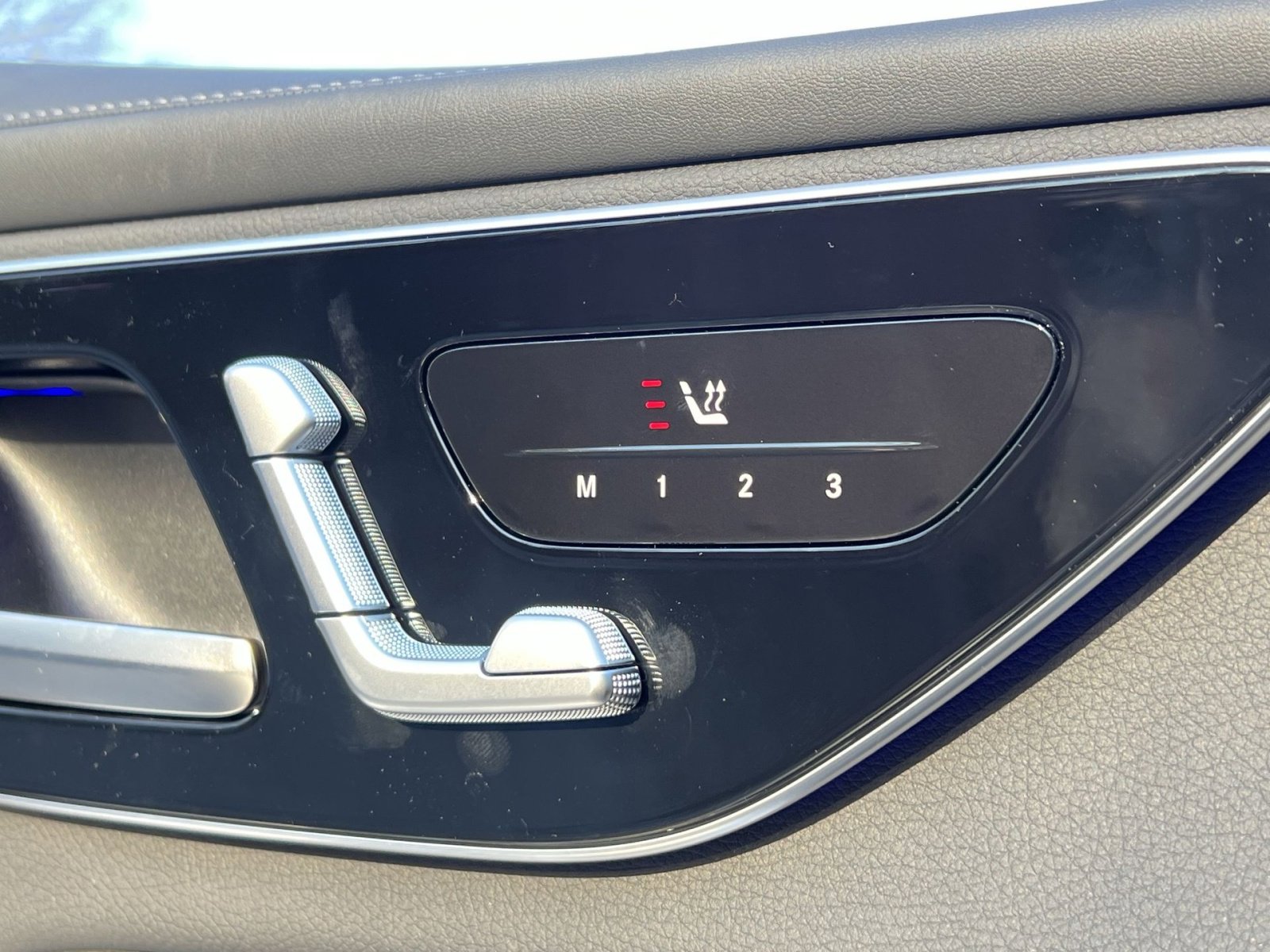 New 2026 Mercedes-Benz GLC 300 4MATIC image 33