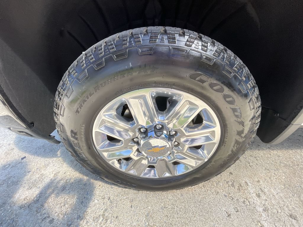 Certified 2025 Chevrolet Silverado 2500 High Country w/ High Country Premium Package AWD/4WD image 34