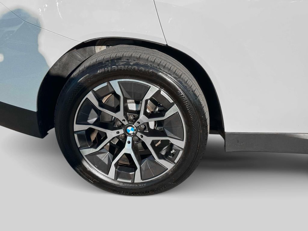 Certified 2025 BMW X3 xDrive30i w/ Premium Package image 4