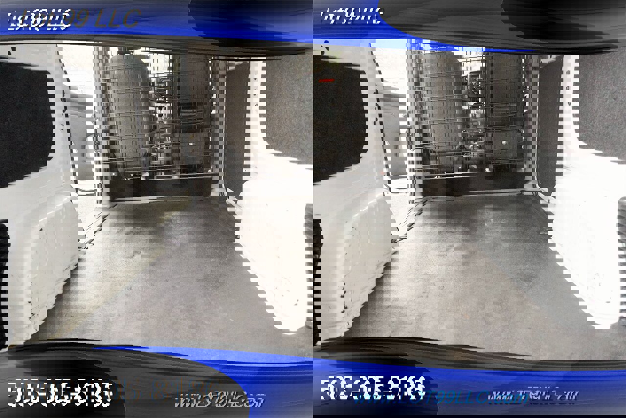 Used 2017 Chevrolet City Express LT image 3