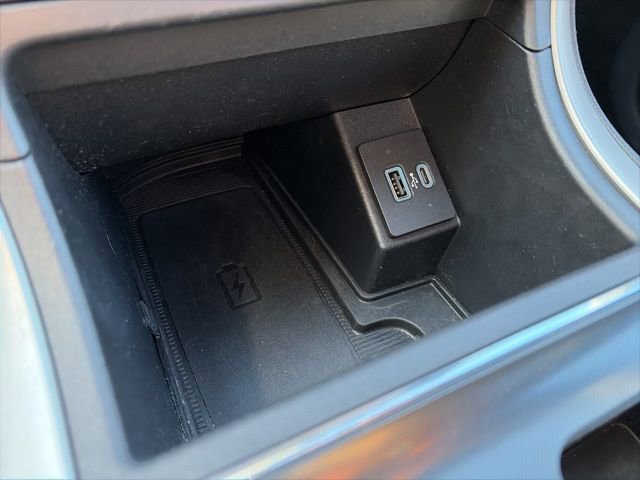 Used 2022 Ford Edge ST-Line AWD/4WD image 21