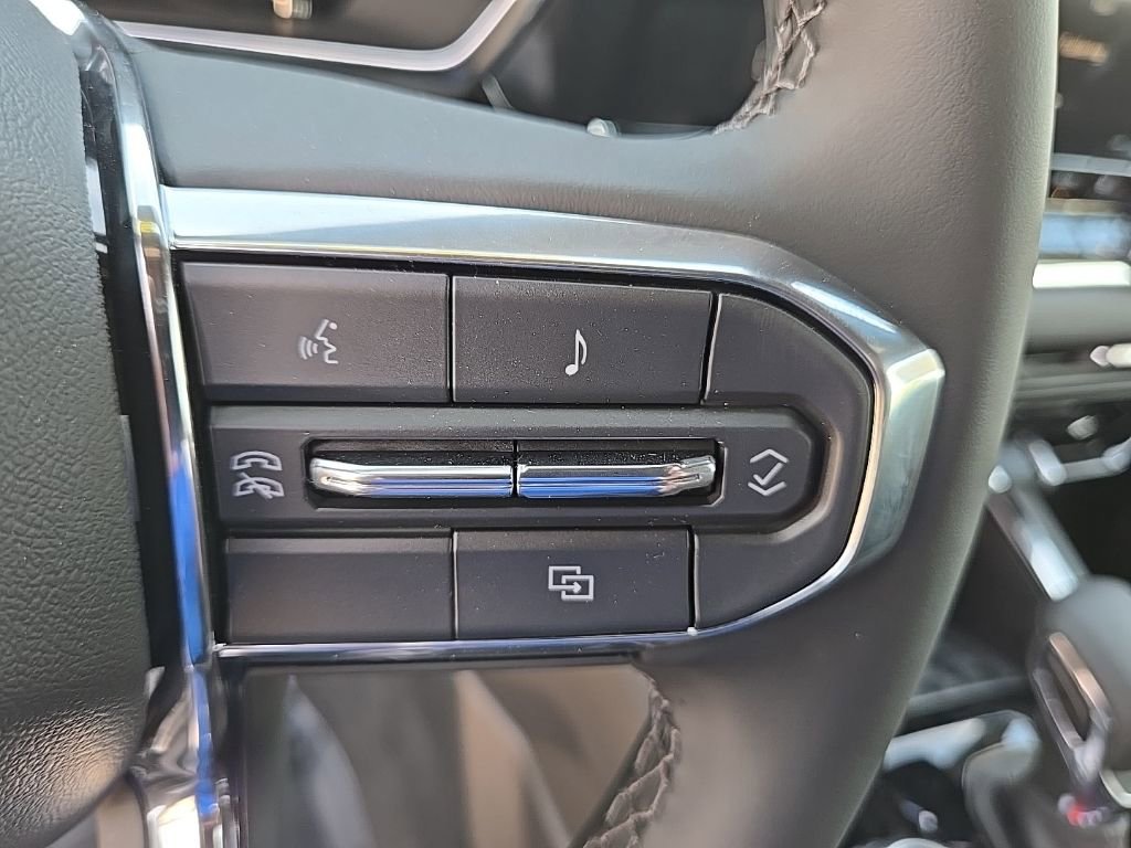 New 2026 GMC Canyon Elevation w/ Convenience Package image 16