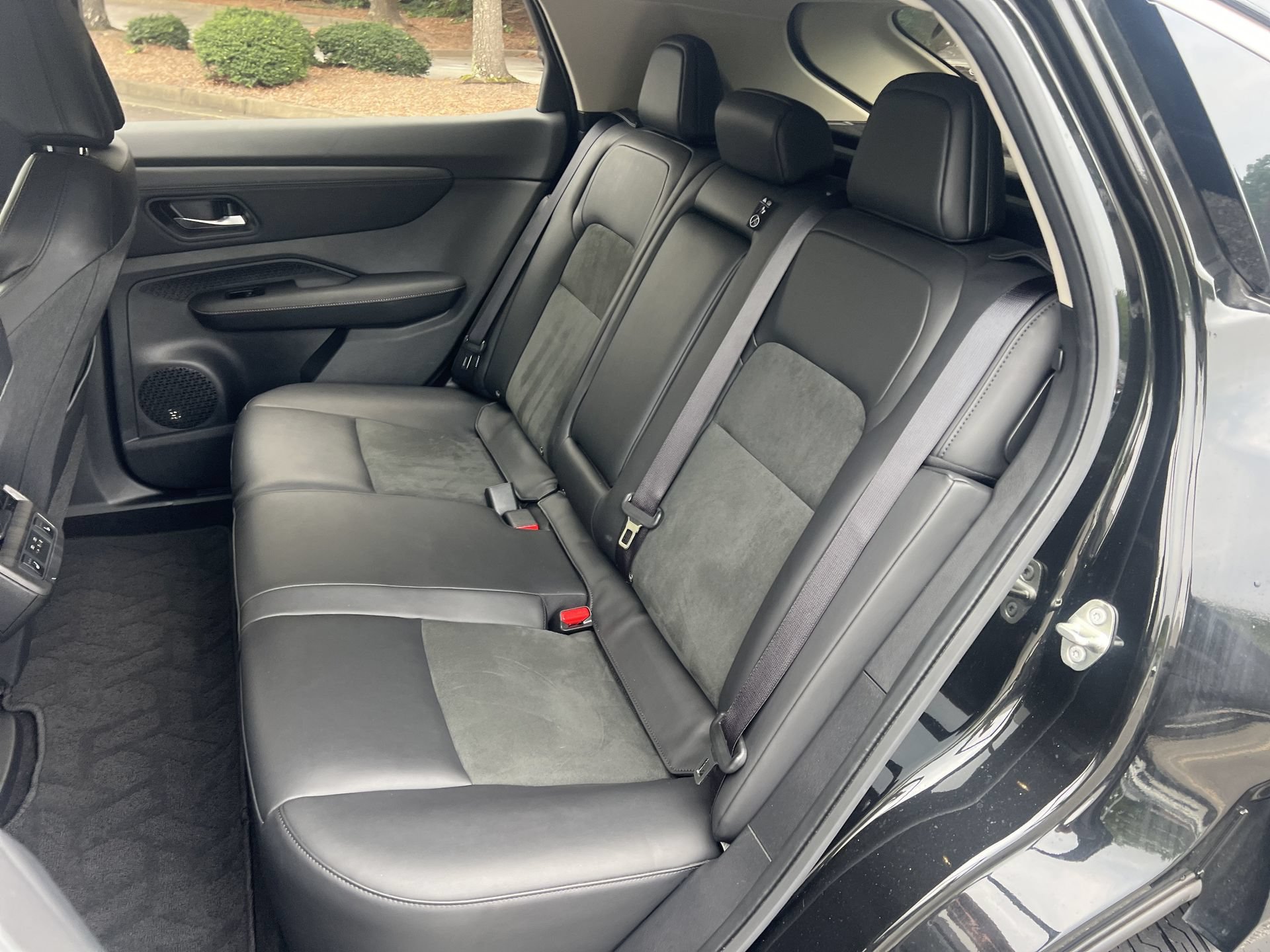 Certified 2024 Nissan Ariya FWD image 21