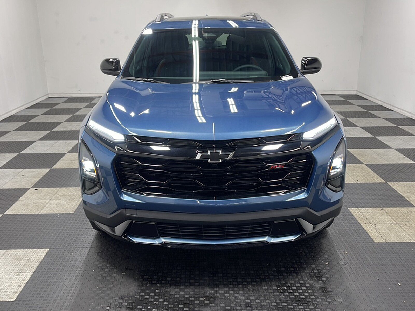 New 2027 Chevrolet Equinox RS w/ LPO, Floor Liner Package AWD/4WD image 25