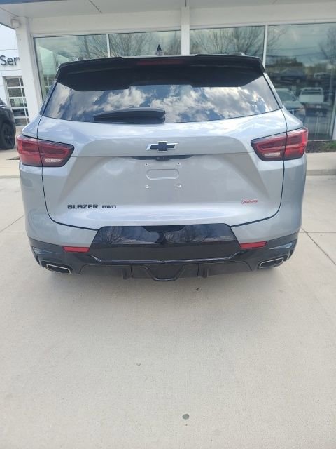 Used 2023 Chevrolet Blazer RS w/ Driver Confidence II Package image 3