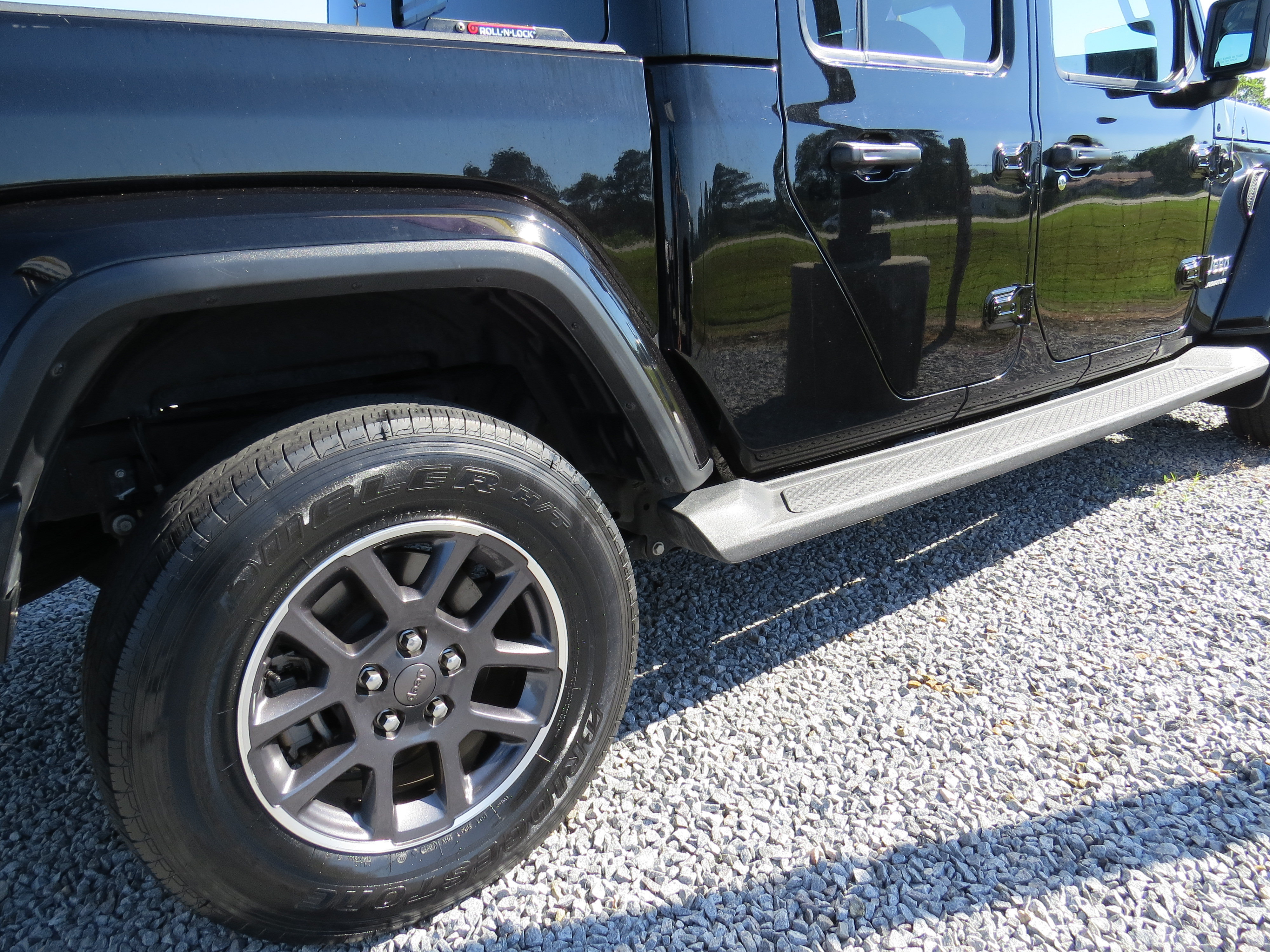 Used 2021 Jeep Gladiator Overland w/ Popular Equipment Package AWD/4WD image 13