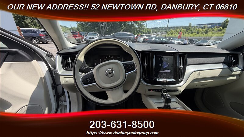 Used 2019 Volvo XC60 T6 Momentum w/ Premium Package AWD/4WD image 21