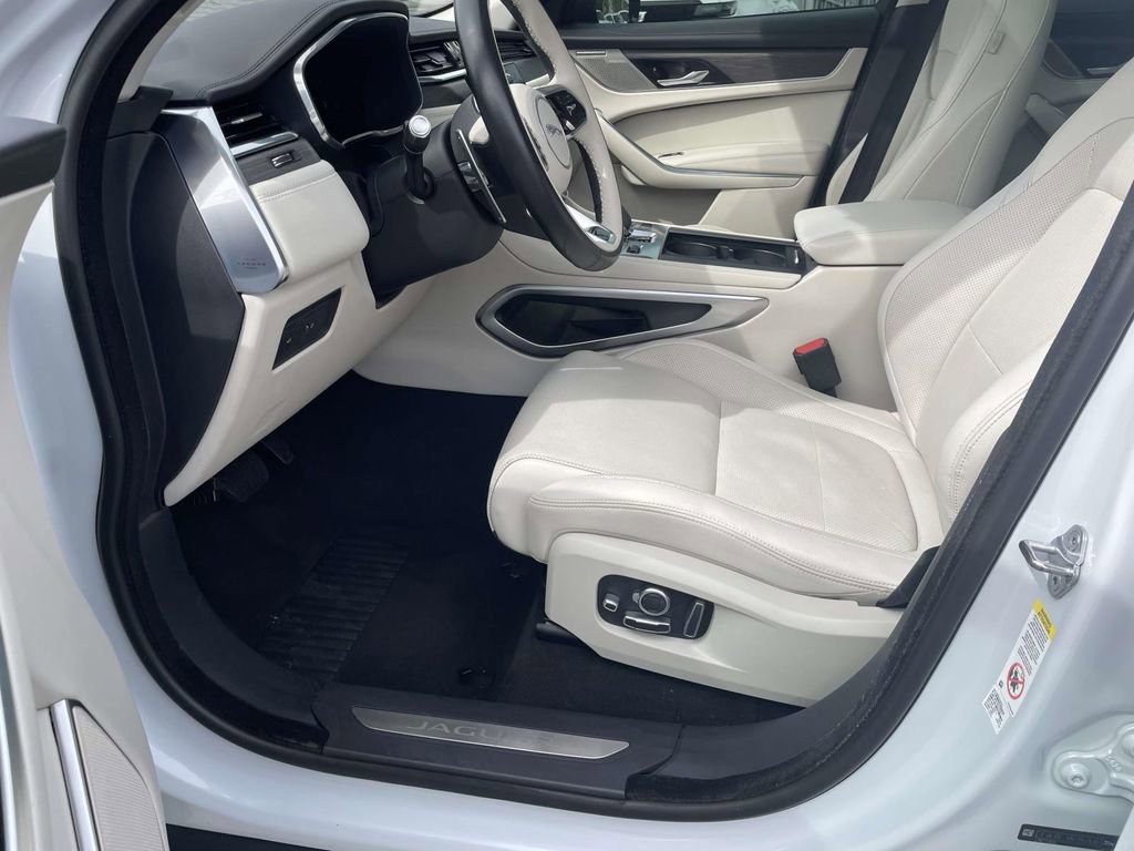 Used 2021 Jaguar F-PACE S image 21