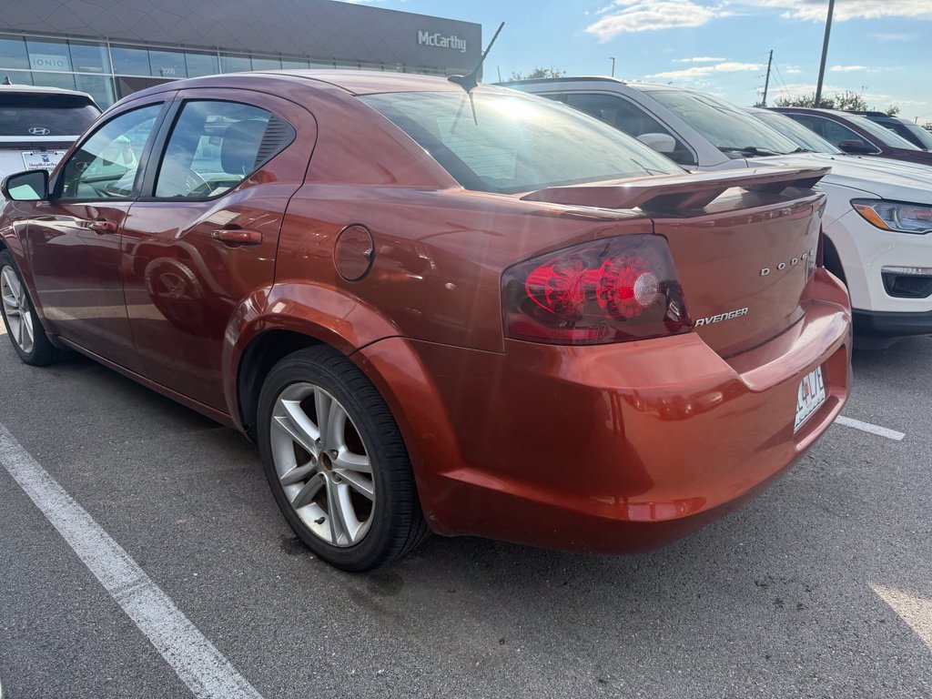 Used 2012 Dodge Avenger SXT Plus w/ Sun/Sound Group FWD image 4
