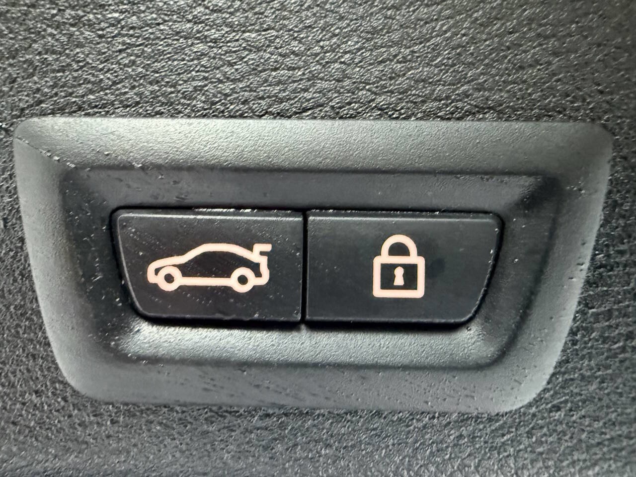 Used 2017 BMW X4 M40i image 41