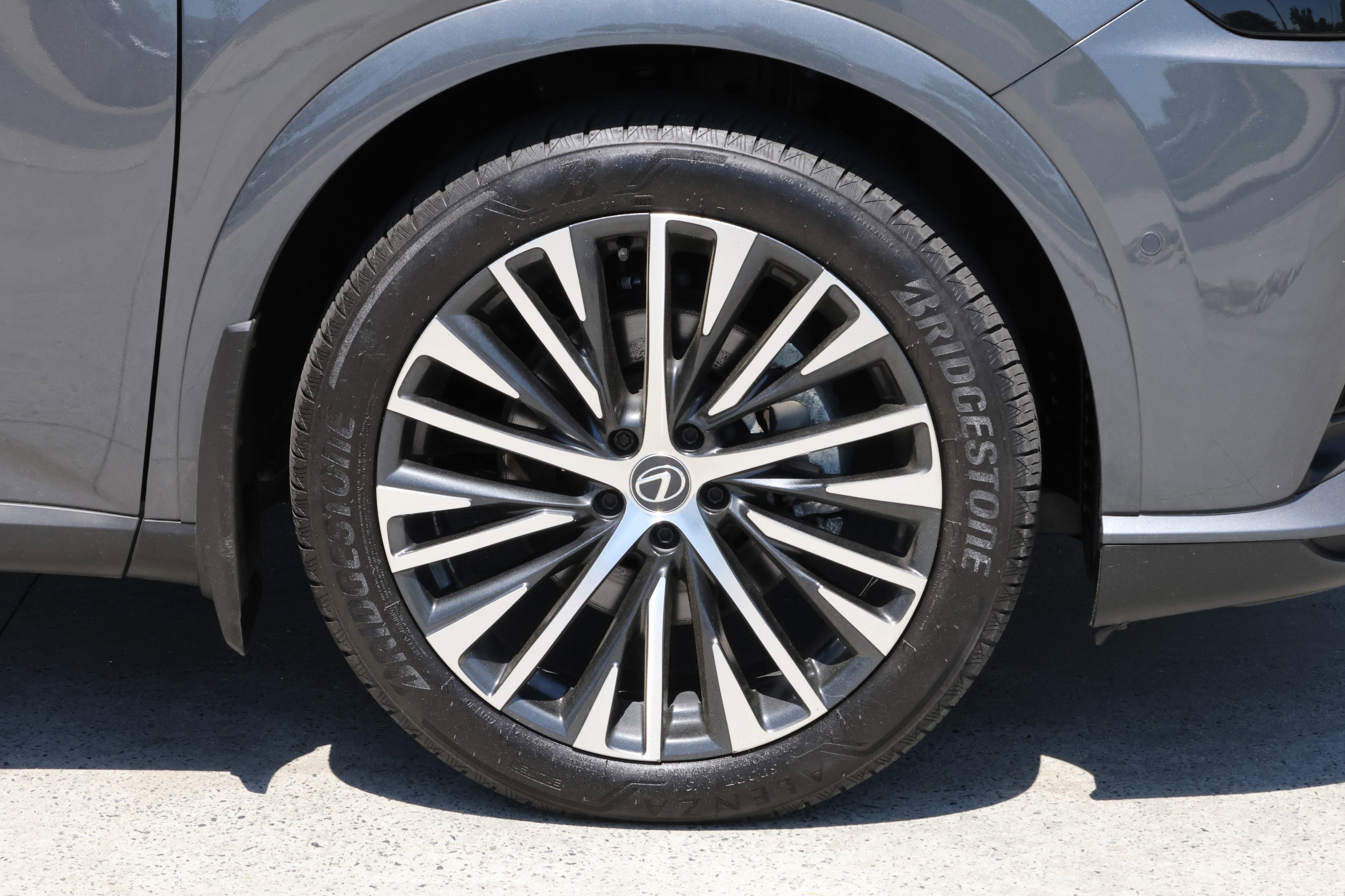 Used 2024 Lexus RX 350 w/ Convenience Package AWD/4WD image 11