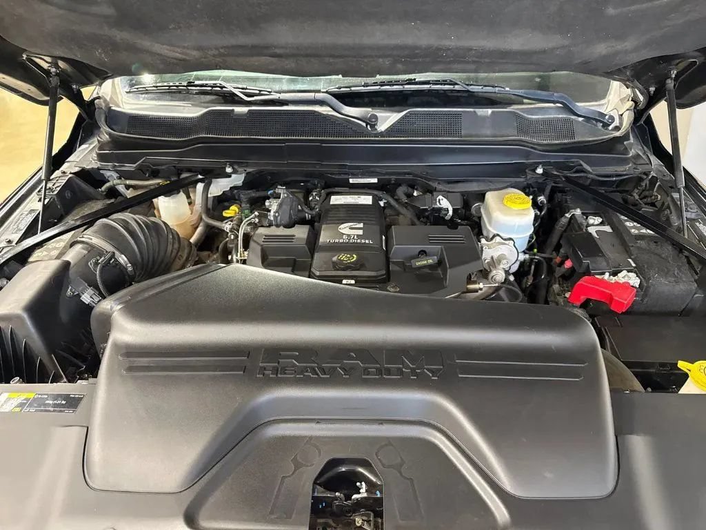 Used 2022 RAM 2500 Big Horn AWD/4WD image 9