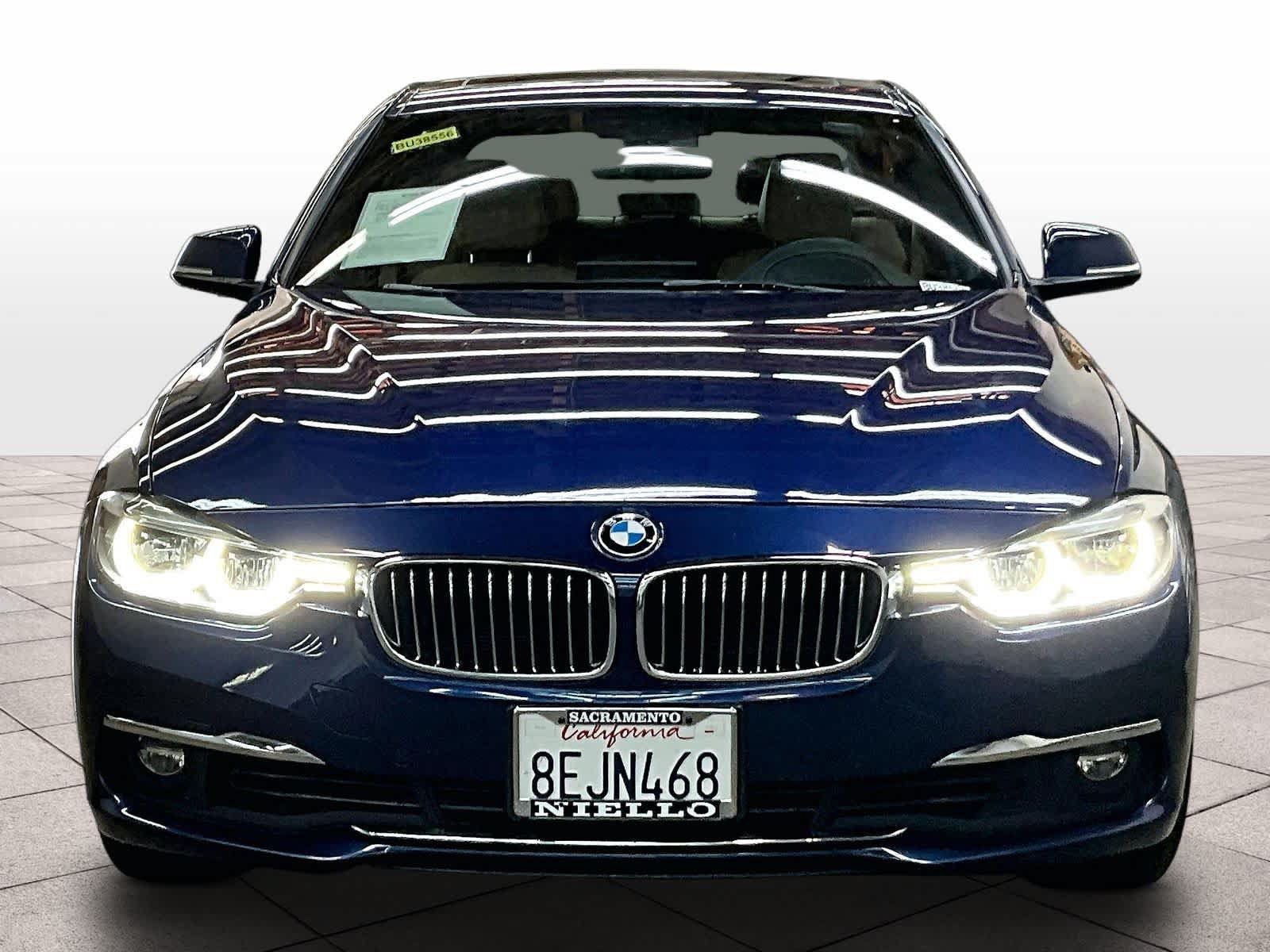 Used 2018 BMW 340i Sedan RWD image 3