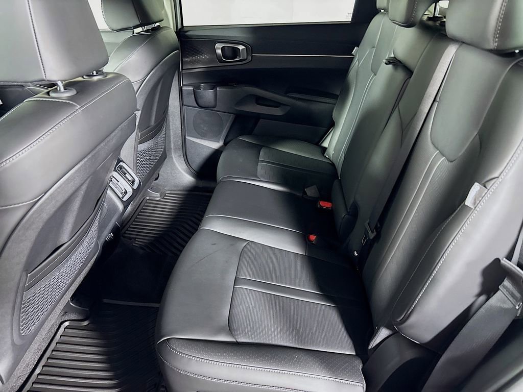 New 2025 Kia Sorento S image 21