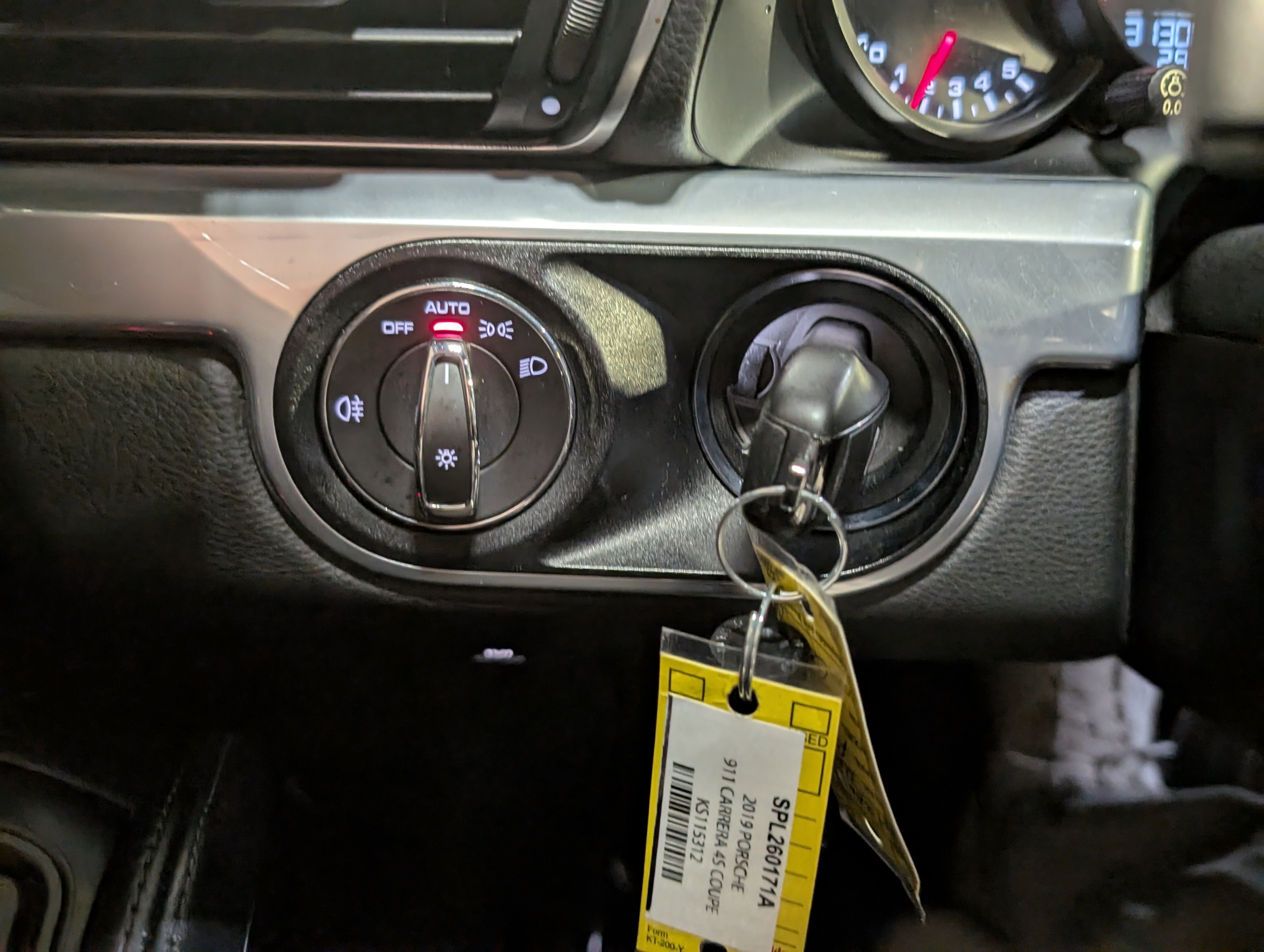 Certified 2019 Porsche 911 Carrera 4S image 43