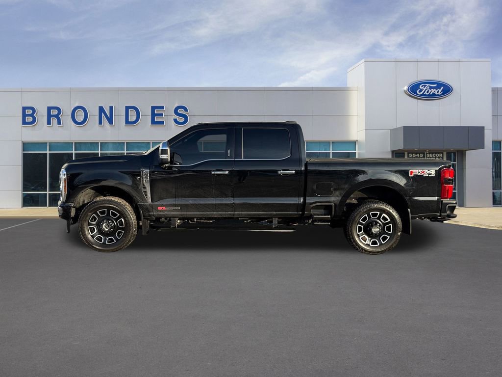 Used 2024 Ford F350 Platinum image 1