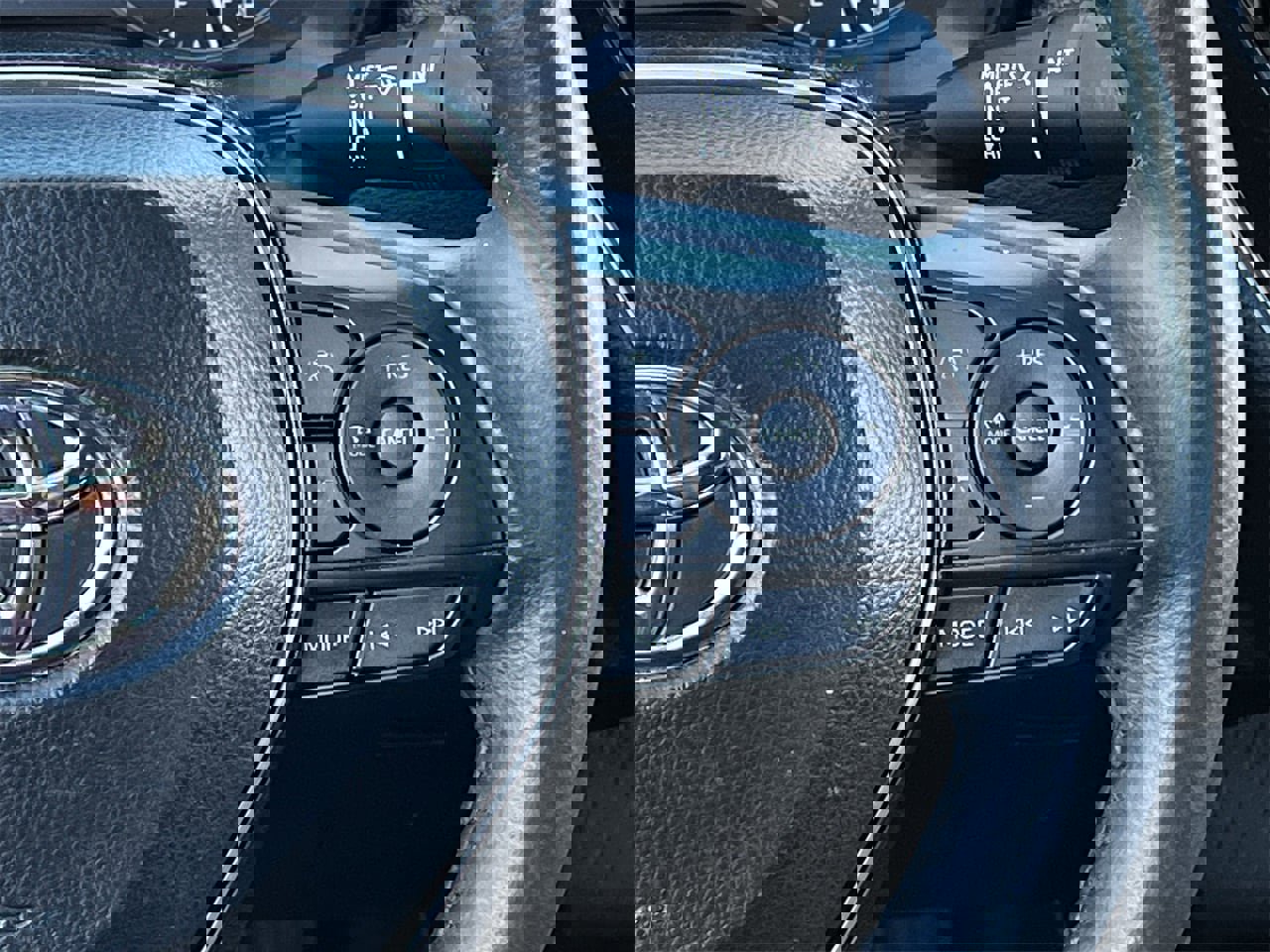 Used 2024 Toyota Corolla SE image 14