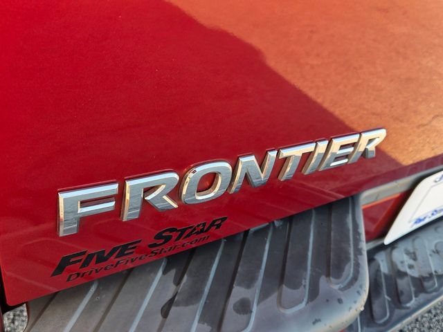 Used 2019 Nissan Frontier Desert Runner RWD image 12