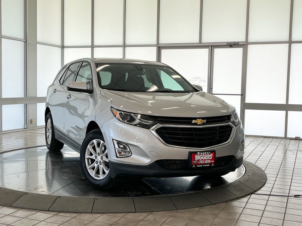 Used 2019 Chevrolet Equinox LT w/ Driver Convenience Package image 2