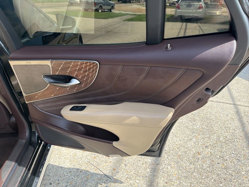 Used 2020 Lexus LS 500 w/ Interior Upgrade Package image 20