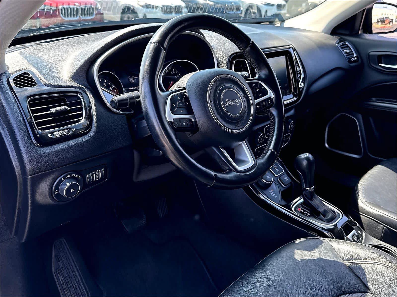 Used 2021 Jeep Compass Limited AWD/4WD image 18