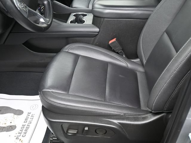 Used 2024 Chevrolet Tahoe LT w/ Luxury Package AWD/4WD image 11